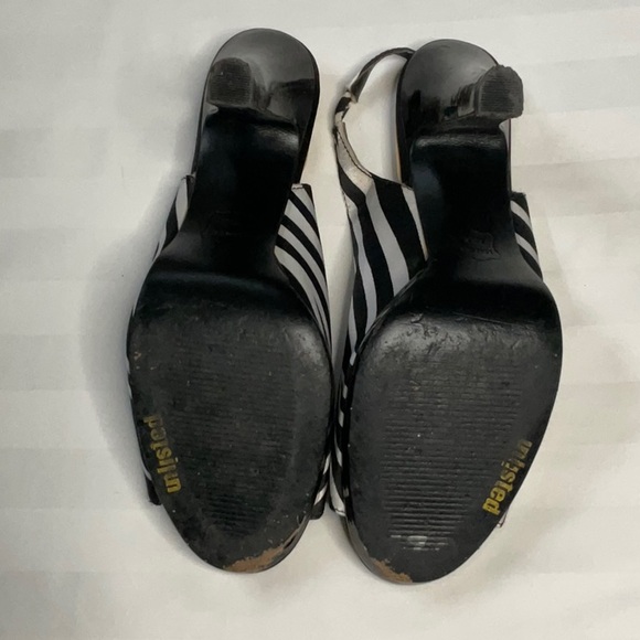 Unlisted “Born to spend” zebra stripe heels - Picture 3 of 5